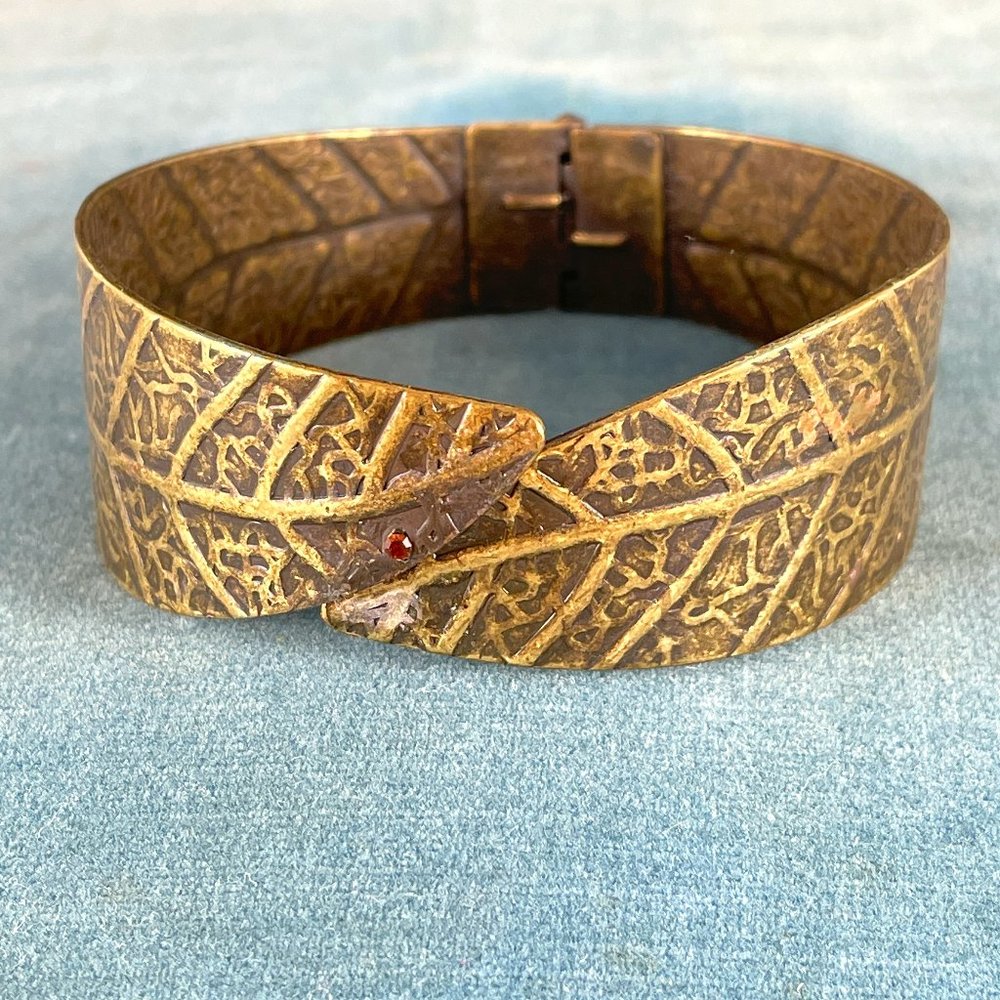 Bracelet Brass Toned Clamp Bracelet Leaf Shape With Small Faux Gemstone
